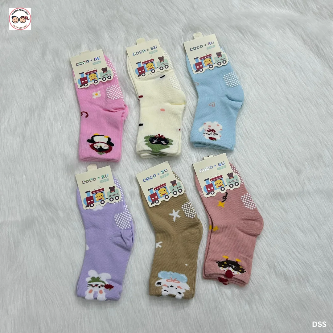 Socks (3)